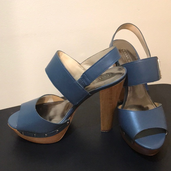Coach “Darcey Vachetta” Denim Colored Heels - Picture 3 of 6